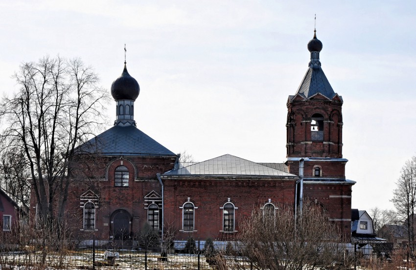 Церковь Покрова Пресвятой Богородицы, Еганово (Раменский район и гг. Бронницы, Жуковский, Московская область). фасады