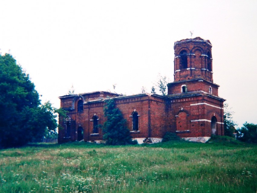 Церковь Покрова Пресвятой Богородицы, Еганово (Раменский район и гг. Бронницы, Жуковский, Московская область). фасады, Храм до реставрационных работ