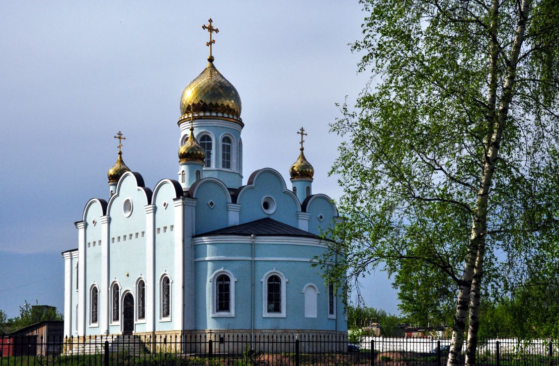 Церковь Рождества Христова, Родники (Раменский район и гг. Бронницы, Жуковский, Московская область). фасады