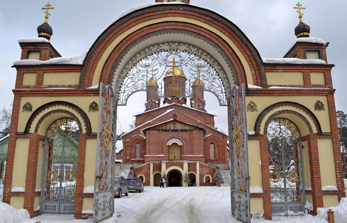 Церковь Петра и Павла, Ильинский (Раменский район и гг. Бронницы, Жуковский, Московская область). художественные фотографии