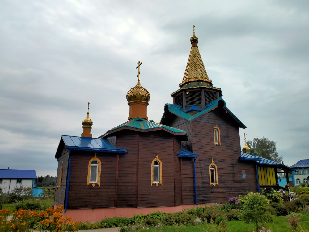 Церковь Страстной иконы Божией Матери, Артёмово (Пушкинский район и гг. Ивантеевка, Королёв, Московская область). фасады