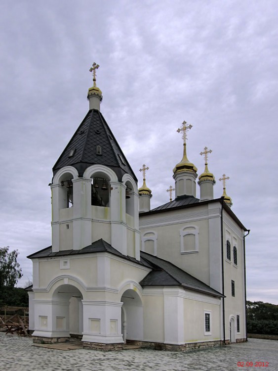 Церковь Троицы Живоначальной, Лужки (Серпуховский городской округ и гг. Протвино, Пущино, Московская область). фасады