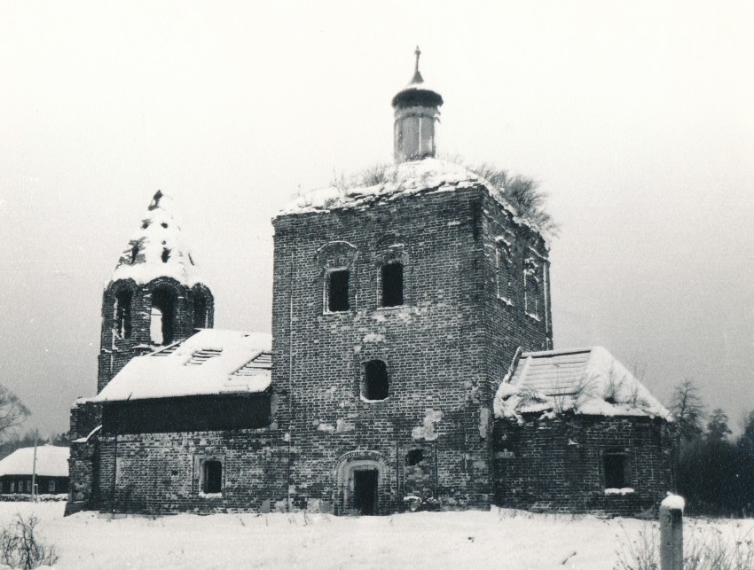 Церковь Троицы Живоначальной, Лужки (Серпуховский городской округ и гг. Протвино, Пущино, Московская область). дополнительная информация