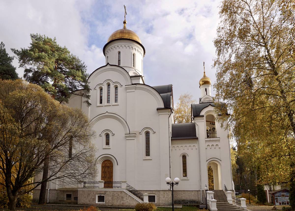 Церковь Воскресения Христова, Быково, посёлок (Раменский район и гг. Бронницы, Жуковский, Московская область). 