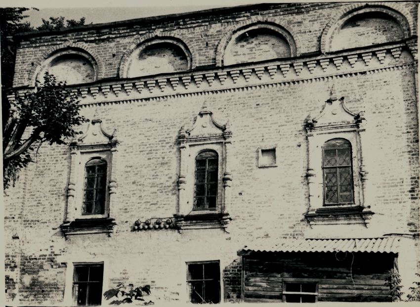 Церковь Михаила Архангела, Чебоксары (Чебоксары, город, Республика Чувашия). документальные фотографии, Пятиглавия еще нет