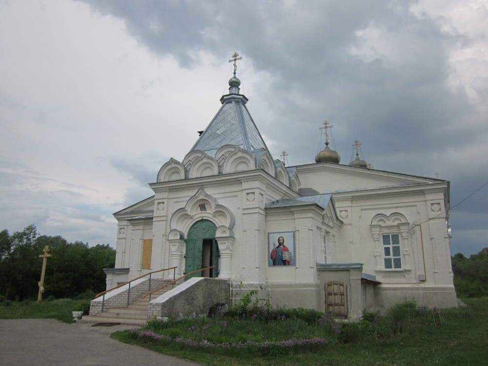 Собор Троицы Живоначальной, Мариинский Посад (Мариинско-Посадский район, Республика Чувашия). фасады
