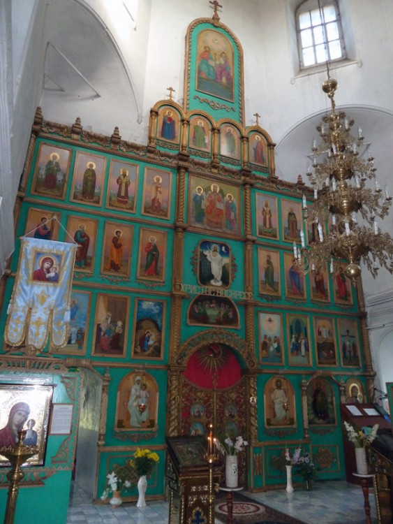 Церковь Казанской иконы Божией Матери, Мариинский Посад (Мариинско-Посадский район, Республика Чувашия). интерьер и убранство, Иконостас церкви