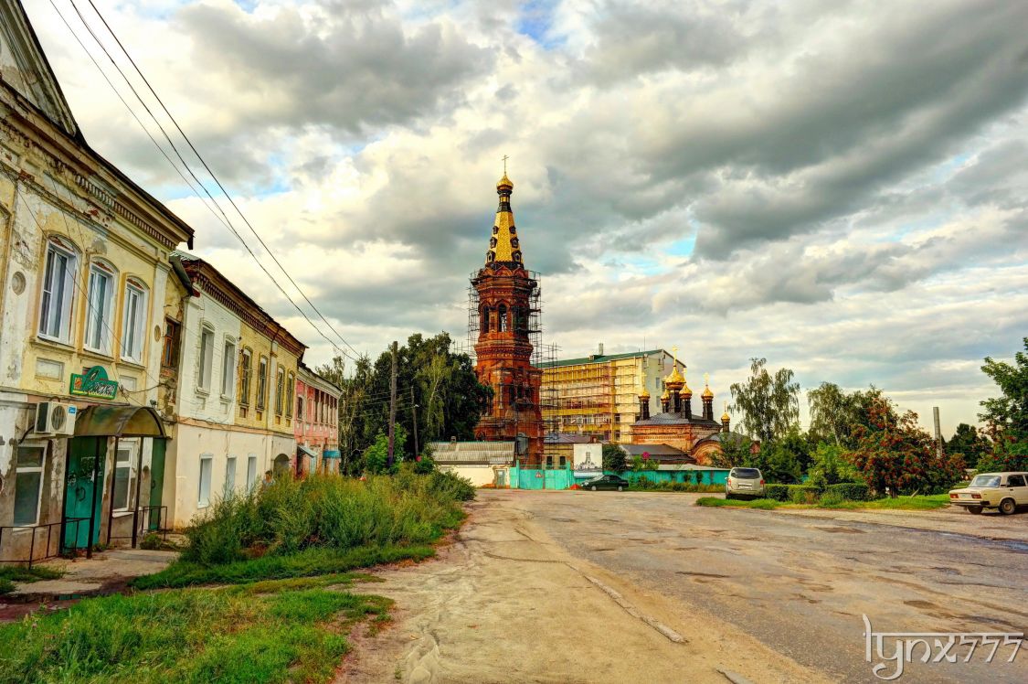 Алатырь. Церковь Казанской иконы Божией Матери. общий вид в ландшафте