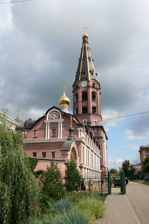 Алатырь. Троицкий мужской монастырь. фасады