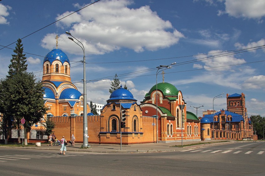 Йошкар-Ола. Церковь Успения Пресвятой Богородицы. фасады