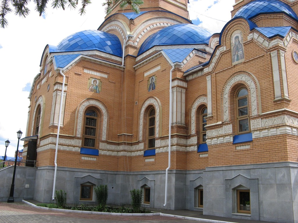 Церковь Успения Пресвятой Богородицы, Йошкар-Ола (Йошкар-Ола, город, Республика Марий Эл). архитектурные детали, Вид храма с юго-восточной стороны