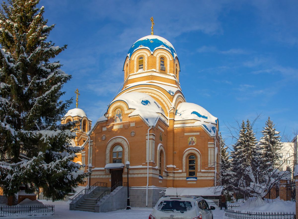 Йошкар-Ола. Церковь Успения Пресвятой Богородицы. фасады, Вид с юго-востока