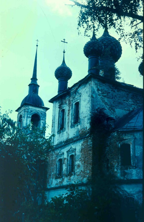 Церковь Воскресения Христова, Воскресенское (Шубино) (Угличский район, Ярославская область). фасады, 1996