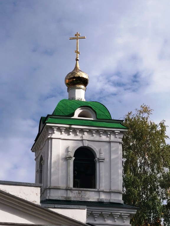 Церковь Тихвинской иконы Божией Матери, Йошкар-Ола (Йошкар-Ола, город, Республика Марий Эл). архитектурные детали, Ярус звона колокольни