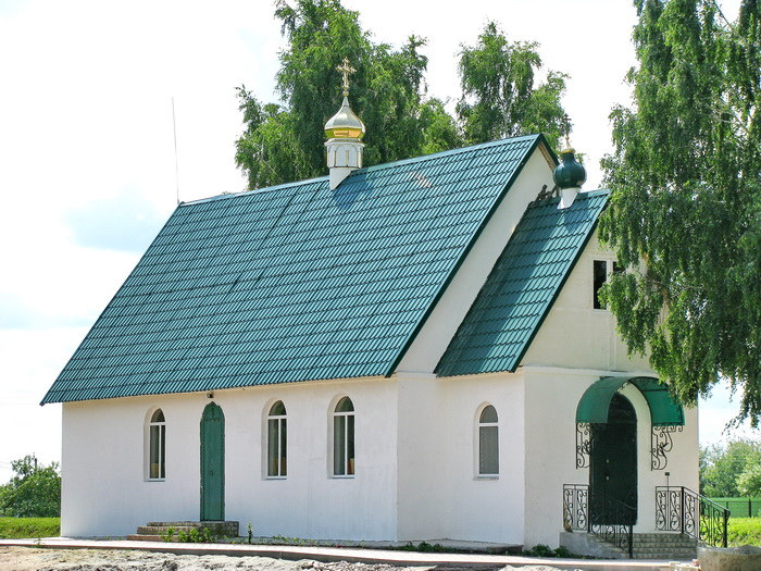 Добрунь. Церковь Рождества Христова. фасады