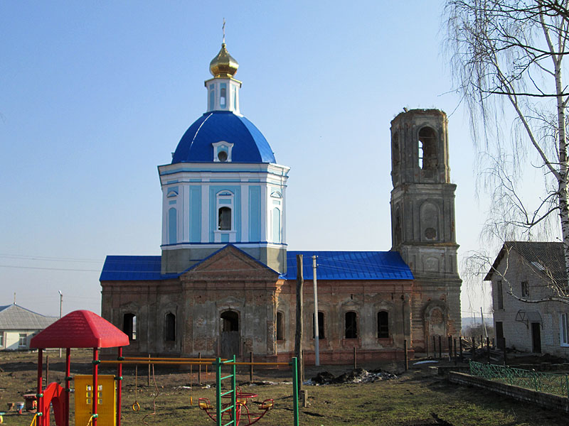 Церковь Рождества Пресвятой Богородицы, Кабаличи (Брянский район, Брянская область). общий вид в ландшафте