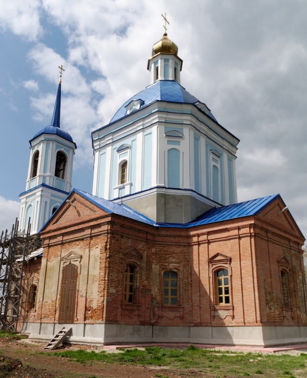 Церковь Рождества Пресвятой Богородицы, Кабаличи (Брянский район, Брянская область). фасады