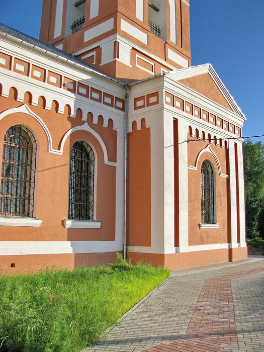 Церковь Бориса и Глеба, Госома (Брянский район, Брянская область). архитектурные детали