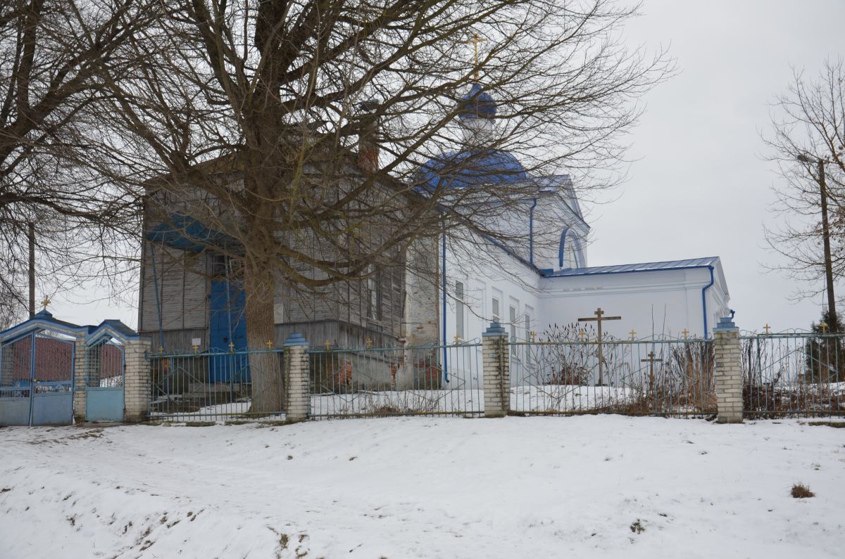 Церковь Покрова Пресвятой Богородицы, Красное (Выгоничский район, Брянская область). фасады