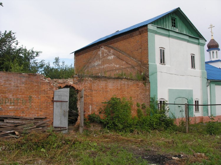 Церковь Покрова Пресвятой Богородицы, Кокино (Выгоничский район, Брянская область). дополнительная информация, Вторая половина здания храма.