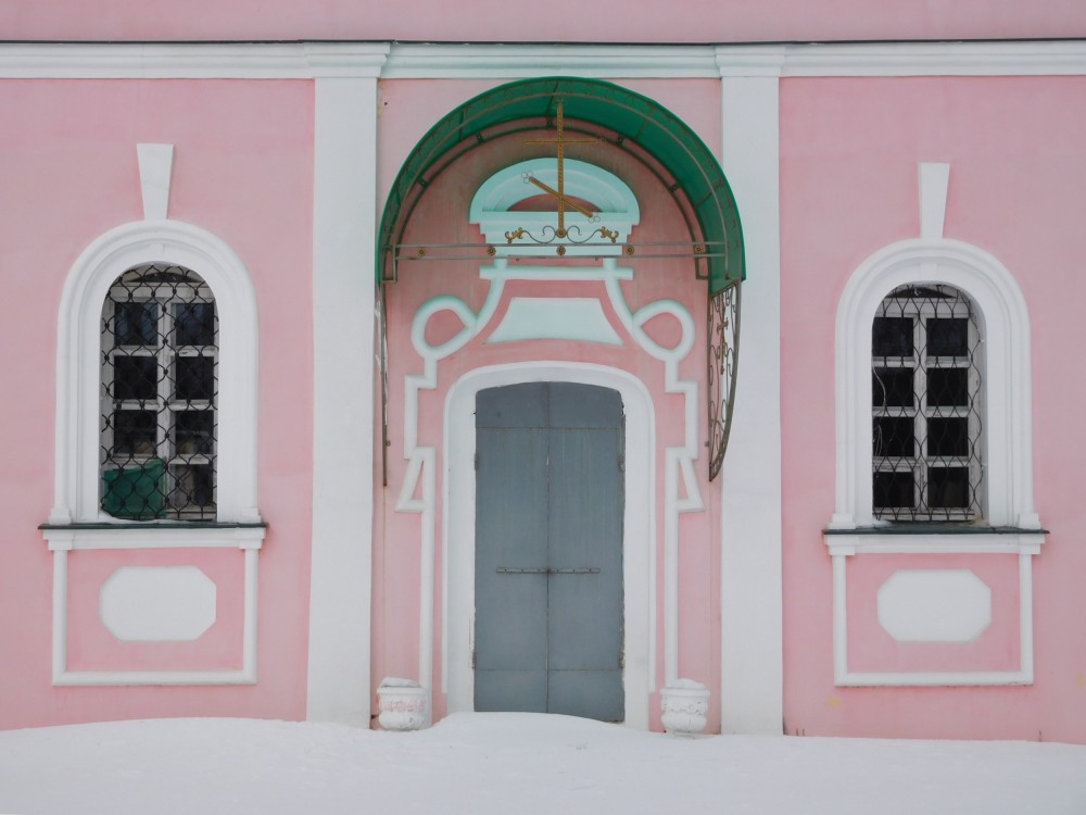 Церковь Димитрия Солунского, Отрадное (Брянский район, Брянская область). архитектурные детали