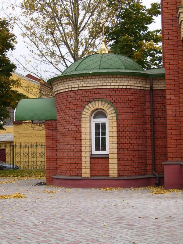 Церковь Всех Святых воинов, Брянск (Брянск, город, Брянская область). архитектурные детали, Крыльцо