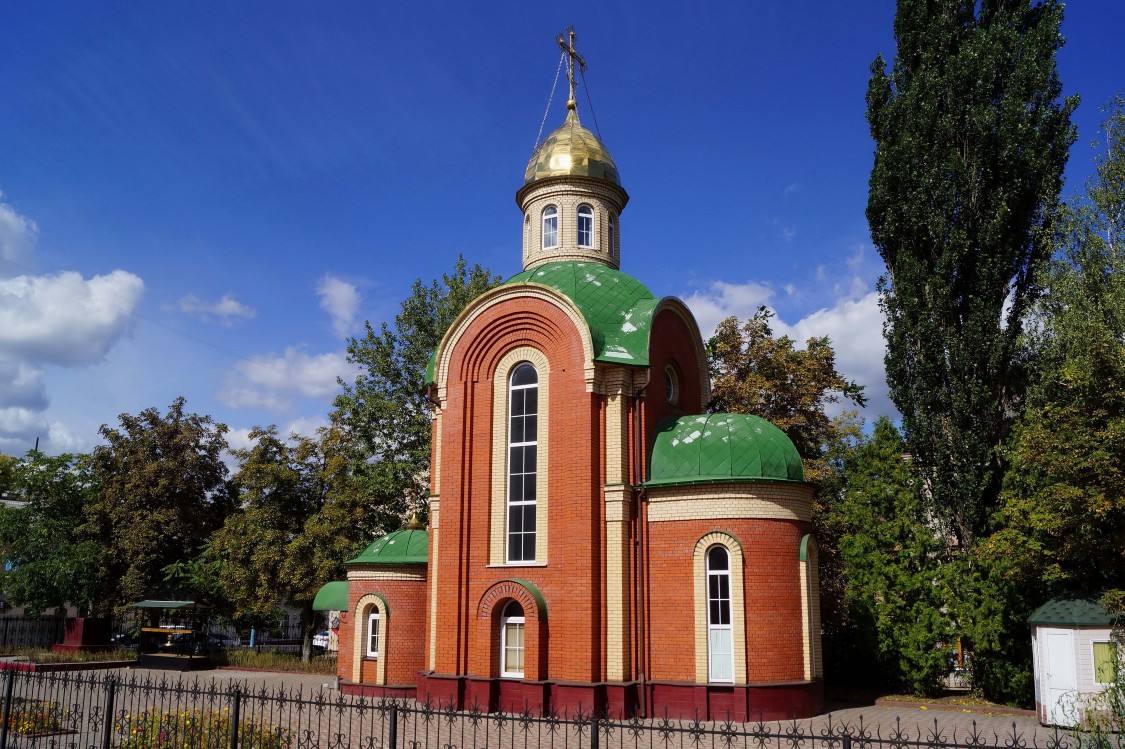 Брянск. Церковь Всех Святых воинов. фасады