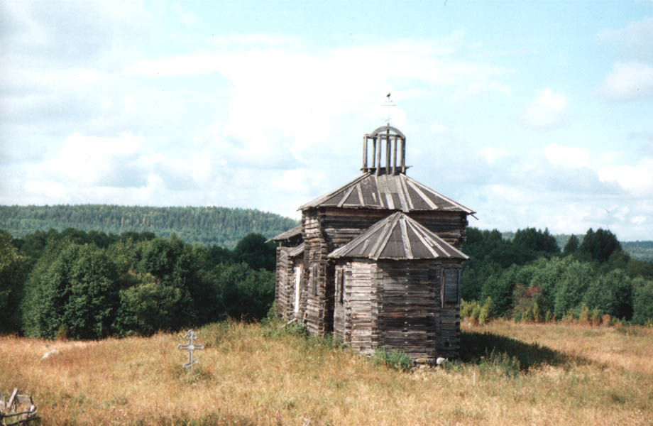 Онежены. Церковь Параскевы Пятницы. фасады