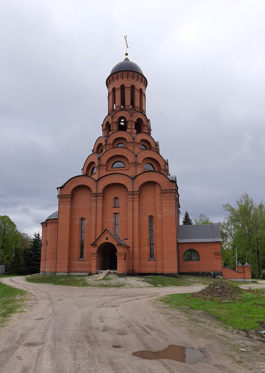 Брянск. Церковь Всех Святых при Центральном кладбище. фасады