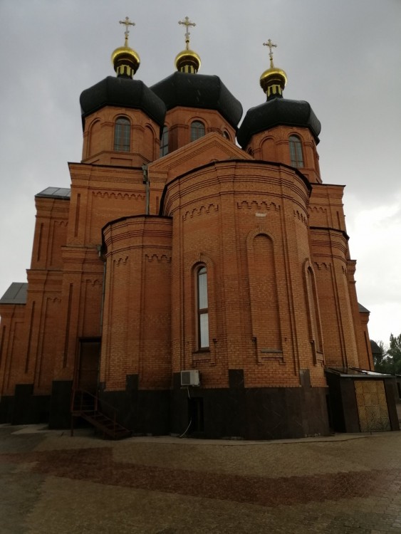 Мариуполь. Церковь Михаила Архангела. фасады