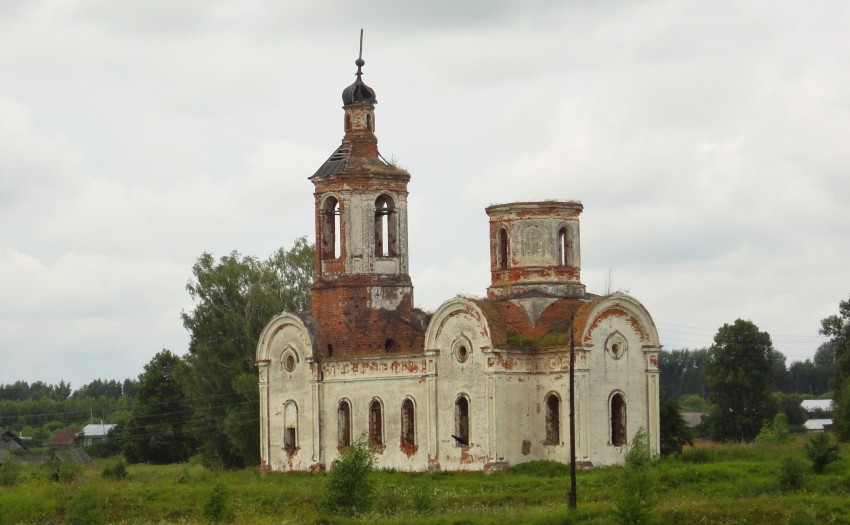 Церковь Троицы Живоначальной (новая), Волчихинский Майдан (Арзамасский район и г. Арзамас, Нижегородская область). фасады
