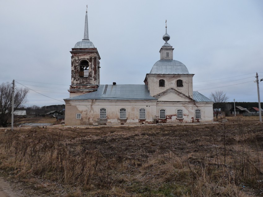 Церковь Рождества Христова, Рождественский Майдан (Арзамасский район и г. Арзамас, Нижегородская область). общий вид в ландшафте