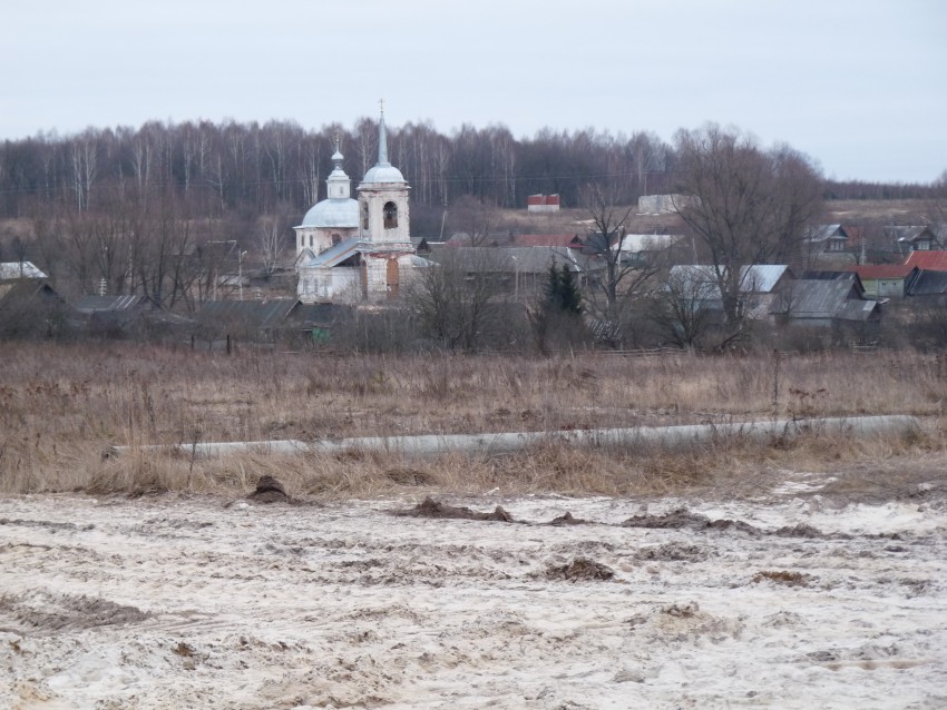 Церковь Рождества Христова, Рождественский Майдан (Арзамасский район и г. Арзамас, Нижегородская область). общий вид в ландшафте, Рождества Христова,церковь Николая Чудотворца