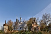 Ярлыково. Храмовый комплекс. Церкви Смоленской иконы Божией Матери и Флора и Лавра