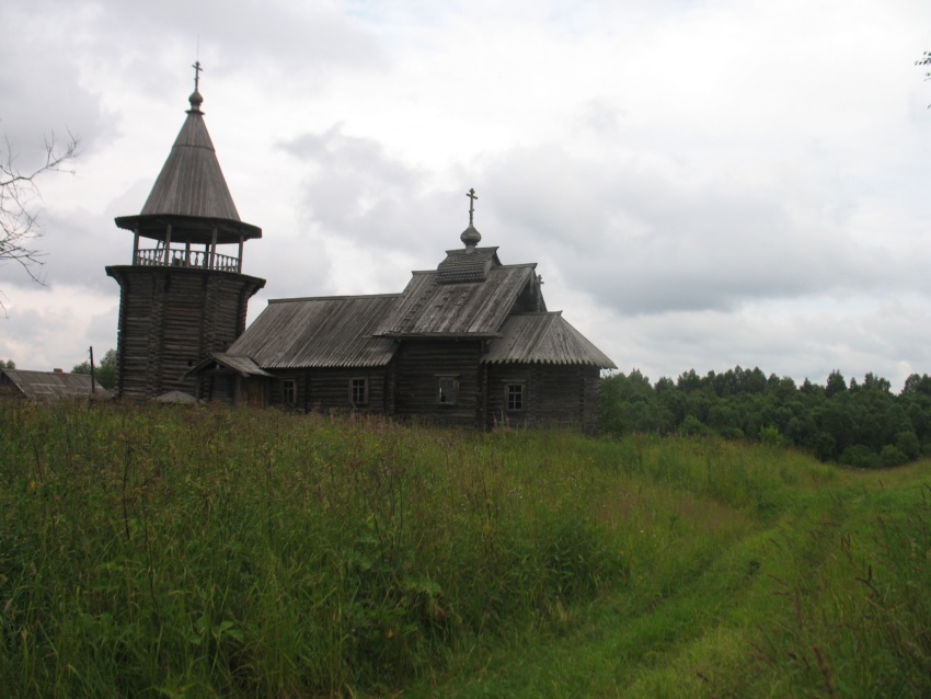 Церковь Илии Пророка, Поля (Медвежьегорский район, Республика Карелия). фасады