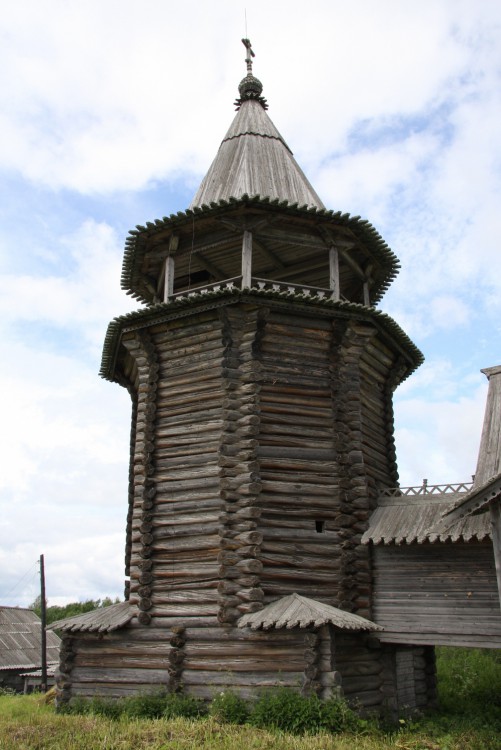 Церковь Илии Пророка, Поля (Медвежьегорский район, Республика Карелия). фасады