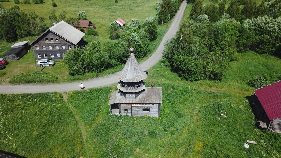 Часовня Усекновения главы Иоанна Предтечи, Вороний Остров (Медвежьегорский район, Республика Карелия). общий вид в ландшафте