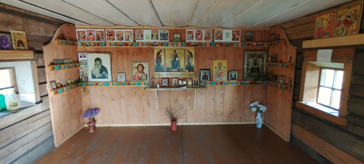 Часовня Сошествия Святого Духа, Типиницы (Медвежьегорский район, Республика Карелия). интерьер и убранство