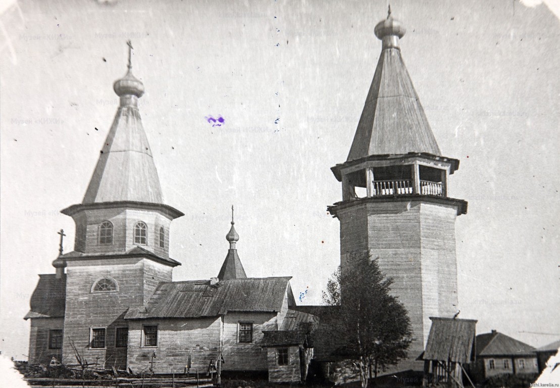 Церковь Варвары великомученицы (старая), Раньково (Яндомозеро) (Медвежьегорский район, Республика Карелия). архивная фотография, https://kizhi.karelia.ru/collection/tserkov-sv-varvaryi-d-yandomozero/3318