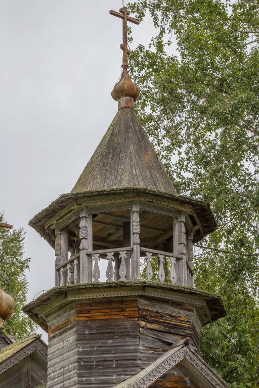 Часовня Николая Чудотворца, Тамбицы (Медвежьегорский район, Республика Карелия). архитектурные детали, Колокольня