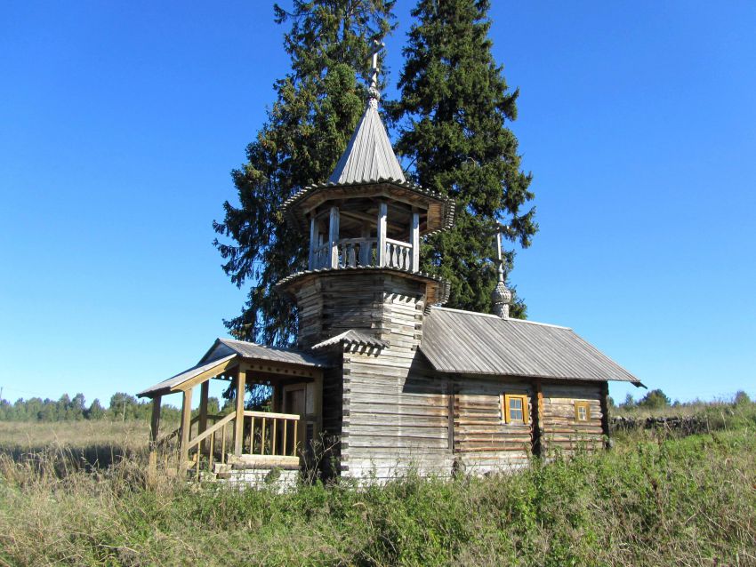 Часовня Космы и Дамиана, Узкие (Медвежьегорский район, Республика Карелия). фасады, вид с юго-запада