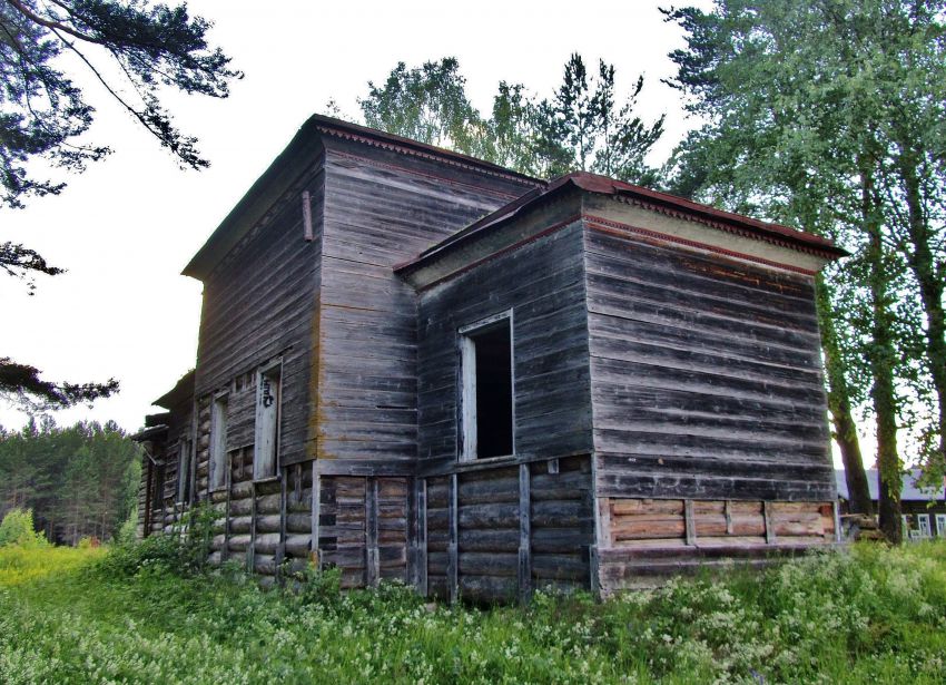 Павловское (Андричевское). Церковь Николая Чудотворца. фасады, вид на церковь с юго-востока