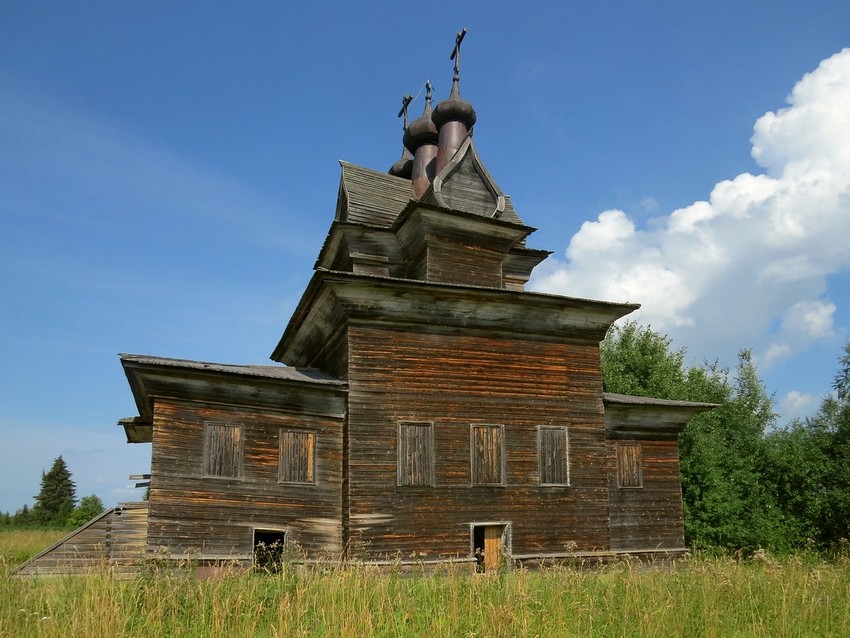 Придворные Места (Пермогорье). Церковь Георгия Победоносца. фасады