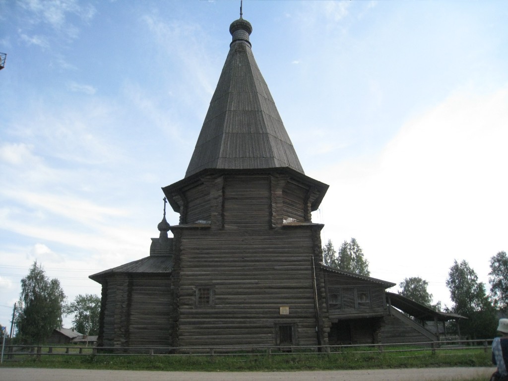 Церковь Димитрия Солунского, Верхняя Уфтюга (Красноборский район, Архангельская область). фасады