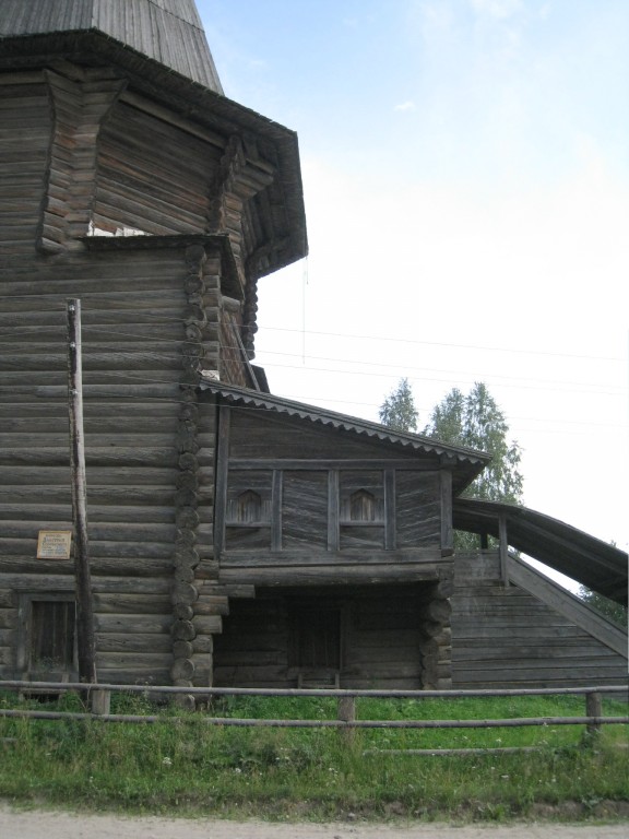 Церковь Димитрия Солунского, Верхняя Уфтюга (Красноборский район, Архангельская область). архитектурные детали