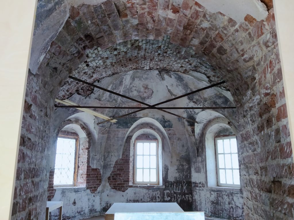 Церковь Николая Чудотворца, Гагарки (Котласский район и г. Котлас, Архангельская область). интерьер и убранство, алтарная часть основного объема