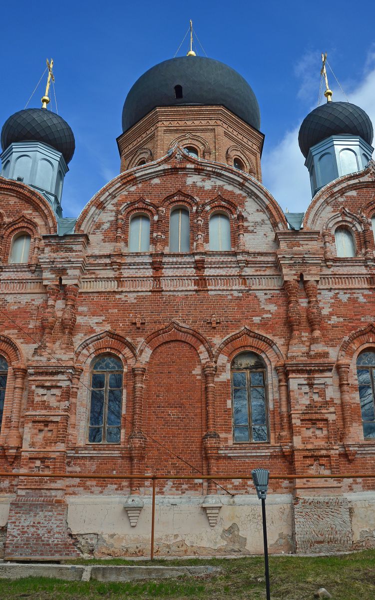 Введенское. Покровская Введенская Островная женская пустынь. Собор Введения во храм Пресвятой Богородицы. архитектурные детали