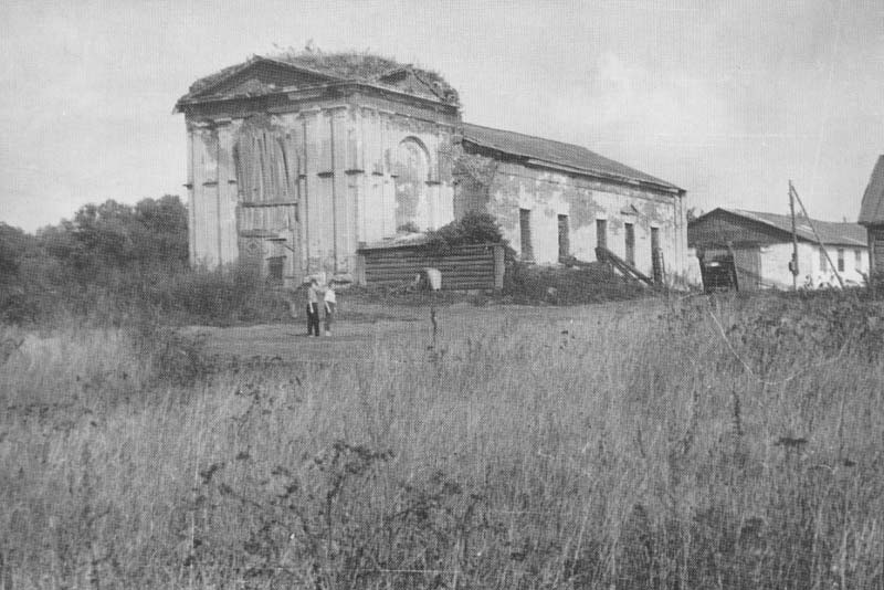 Церковь Покрова Пресвятой Богородицы, Тюнеж (Венёвский район, Тульская область). фасады, 1980-ые