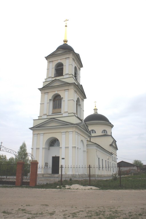 Тюнеж. Церковь Покрова Пресвятой Богородицы. фасады