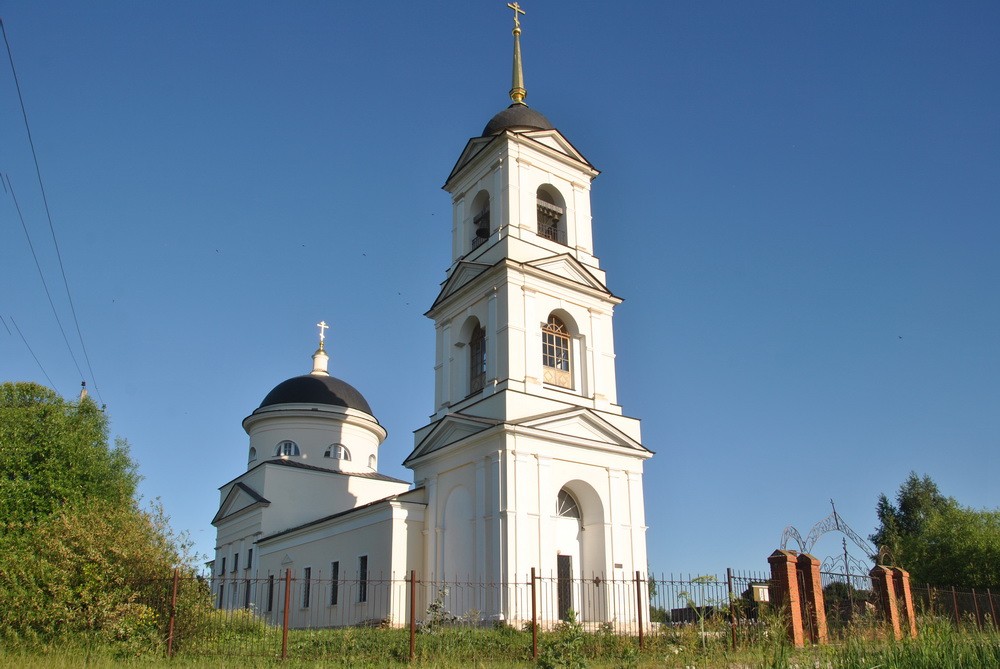 Церковь Покрова Пресвятой Богородицы, Тюнеж (Венёвский район, Тульская область). фасады